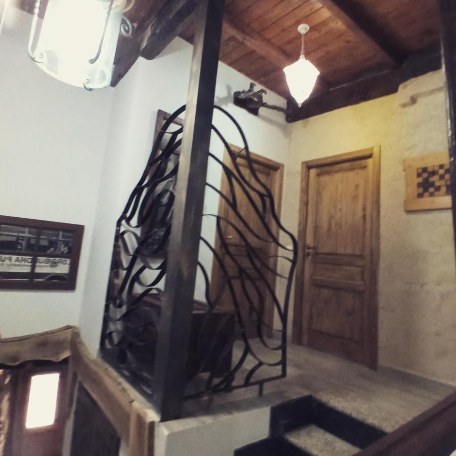 Hostal La Medina De Camponaraya Bagian luar foto