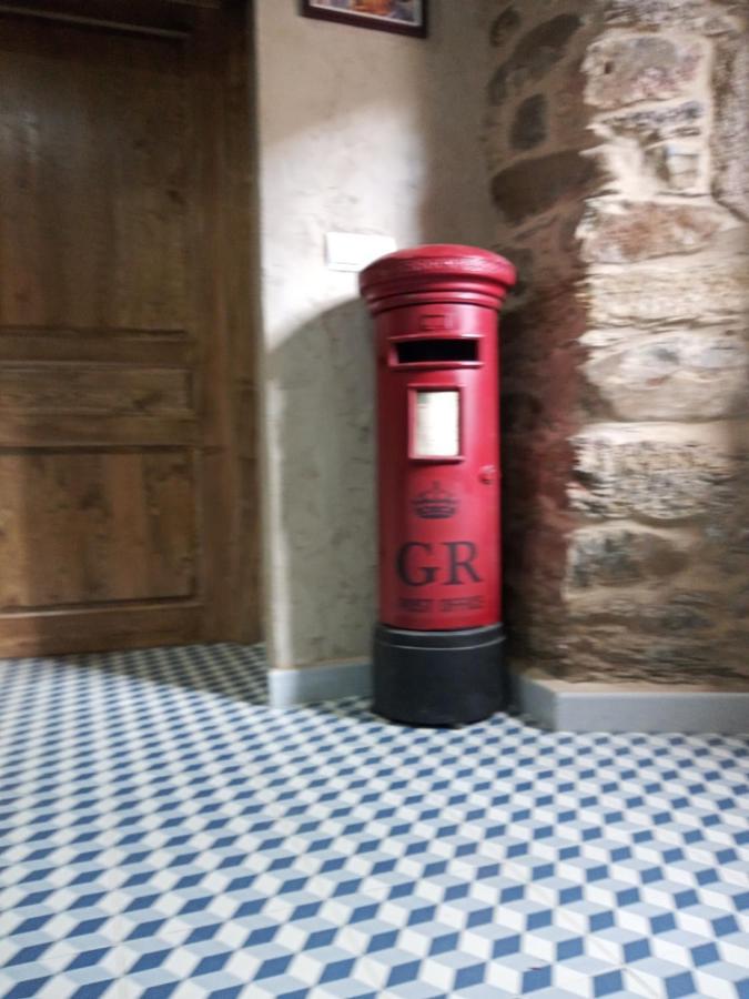 Hostal La Medina De Camponaraya Bagian luar foto