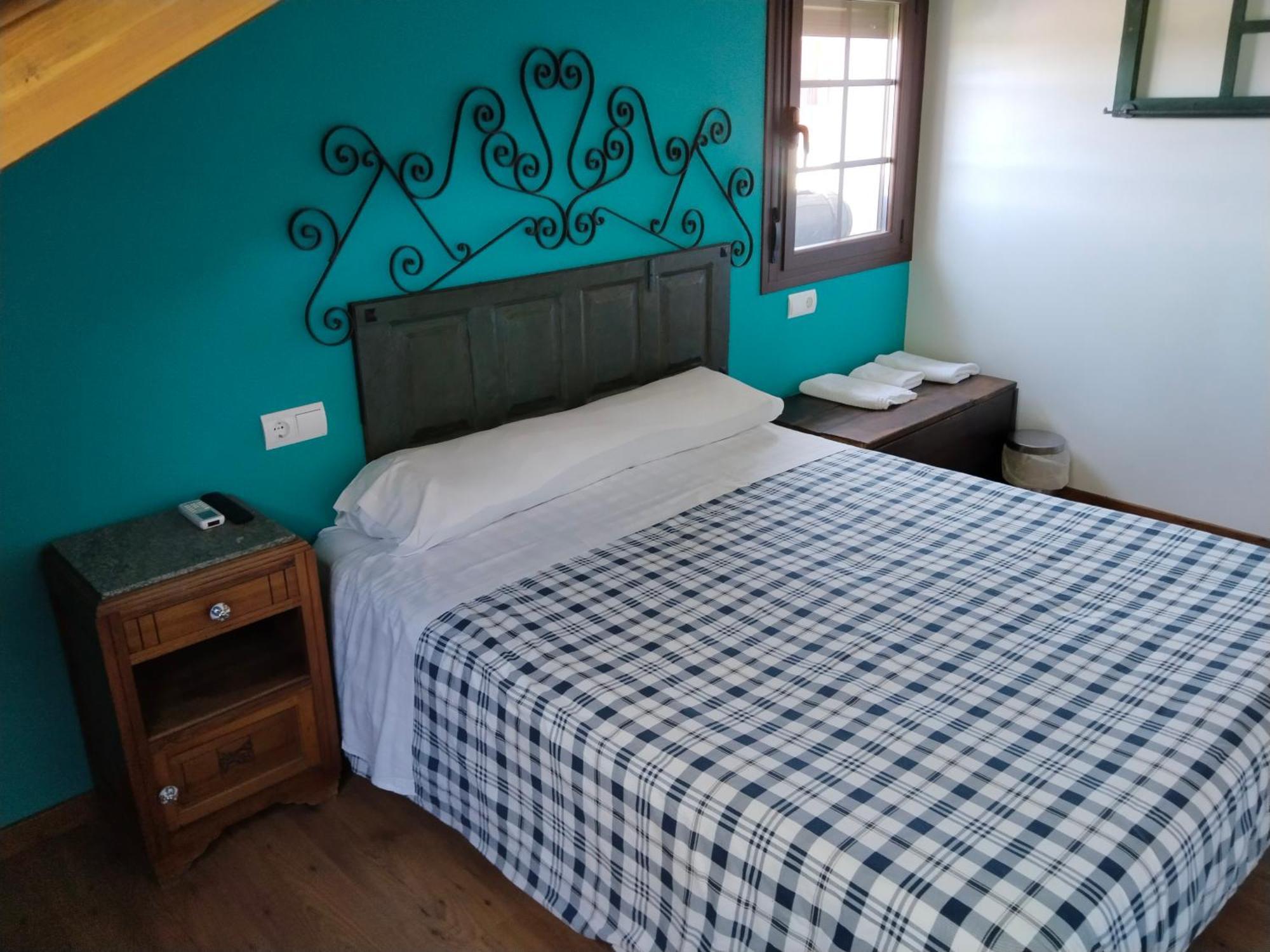 Hostal La Medina De Camponaraya Bagian luar foto